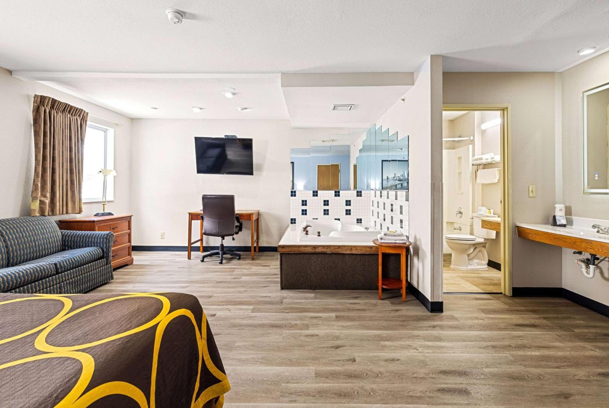 Super 8 By Wyndham Pittsburgh/Monroeville Luaran gambar