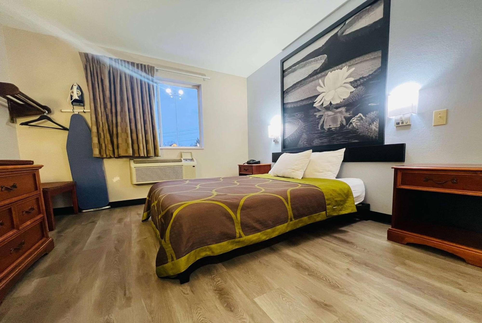 Super 8 By Wyndham Pittsburgh/Monroeville Luaran gambar